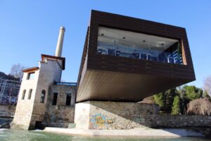 Instalaciones de la Escuela de Piragüismo Molino de Caparroso