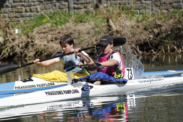 Cadetes e infantiles del Piragüismo Pamplona en el Campeonato de España de Jóvenes Promesas.