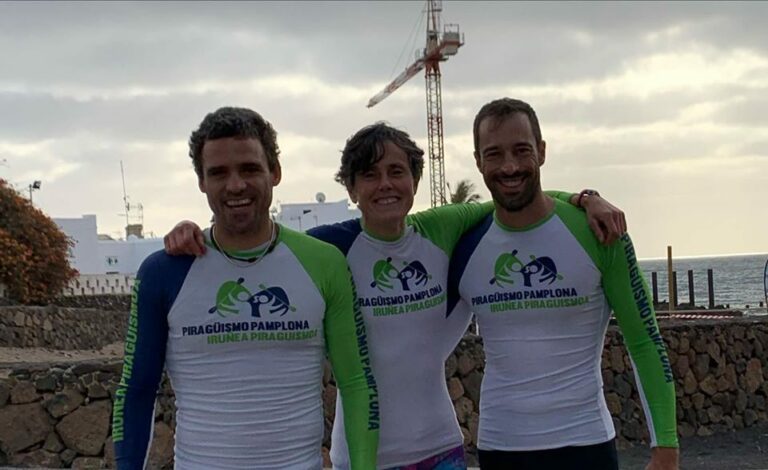 Amaia Osaba, Filipe Besada y José Manuel Presas en la Atlantic Ocean Surfski